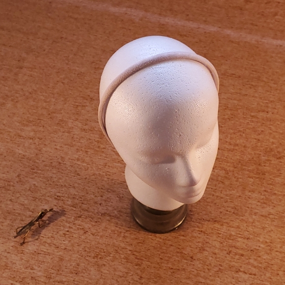 4 Pack Soft Fabric-Covered Headbands - Picture 2 of 5